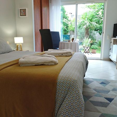 Fleurs De Cosmos Bed & Breakfast Albi Exterior photo